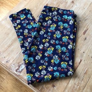 Lularoe leggings size TC2